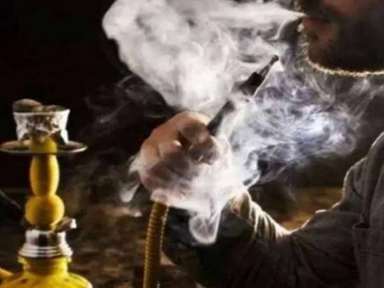 रायपुर पुलिस ने फार्म हाउस पर मारा छापा, पिलाया जा रहा था हुक्का, 8 हुक्का पॉट के साथ फ्लेवर जब्त